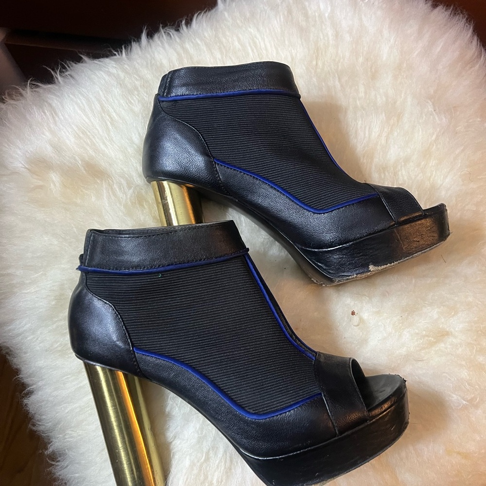 Black Ankle Booties with Gold Heels Sixe 7.5